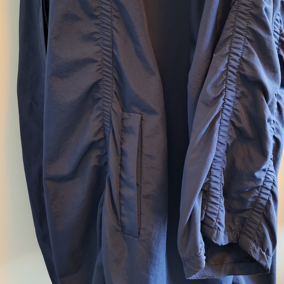 Korean made navy oversized jacket - Picture 5 of 8